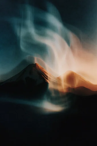Ethereal Thermal Luminescence style reference image — ethereal thermal glow