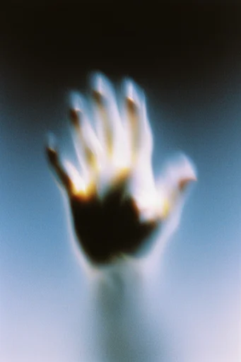 Ethereal Spectral Blur style reference image — ethereal glow
