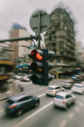 Dynamic Velocity Blur style reference image — panning photography
