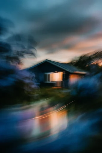 Kinetic Nocturnal Impressionism style reference image — painterly light trails
