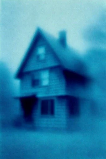 Ethereal Nocturnal Blur style AI image example 4