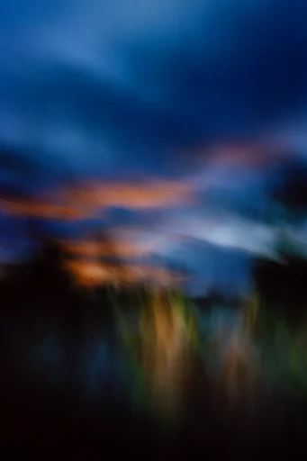 Ethereal Twilight Motion style AI image example 2