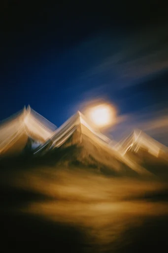 Spectral Kinetic Motion style reference image — long exposure motion blur