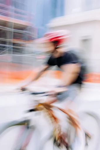 Dynamic Kinetic Abstraction style reference image — kinetic motion blur