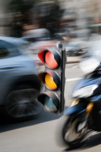 Dynamic Kinetic Velocity style reference image — panning shot