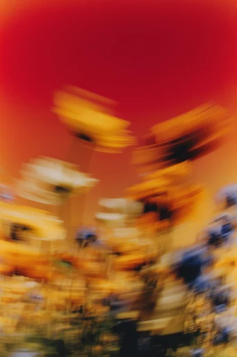 Kinetic Amber Motion style reference image — dynamic light streaks
