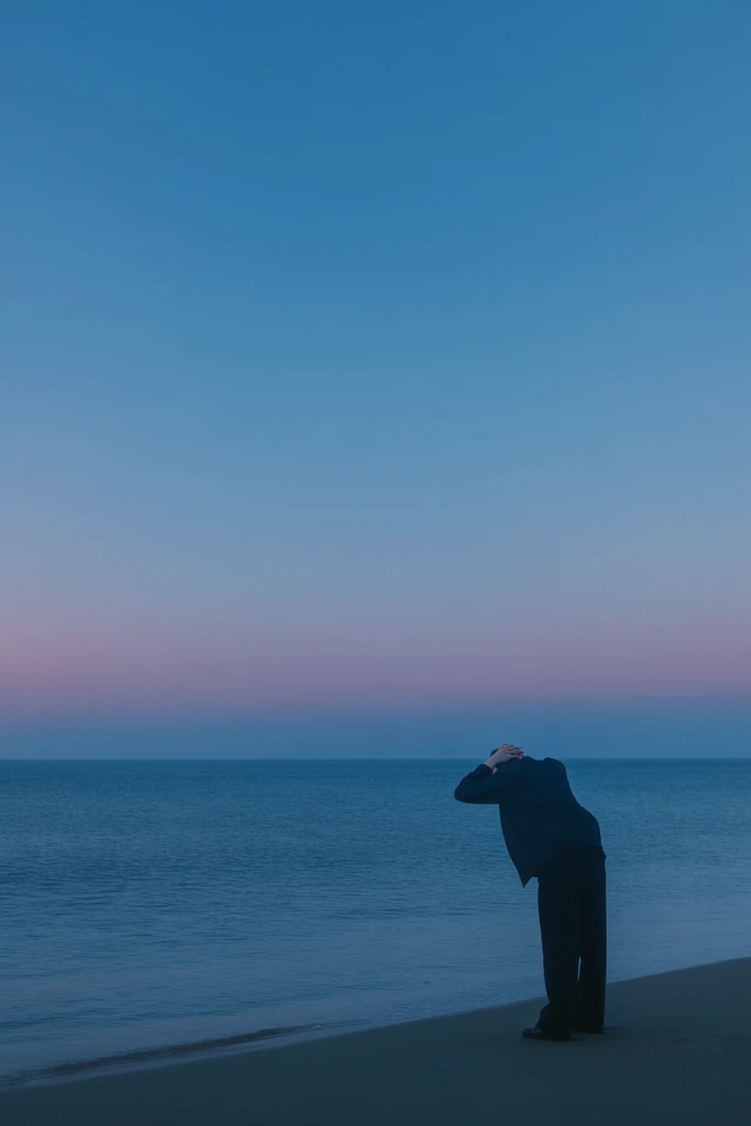 Ethereal Minimalist Solitude style AI image example 1