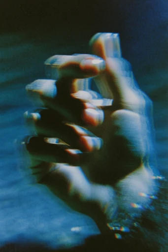 Spectral Analog Glitch style reference image — chromatic aberration
