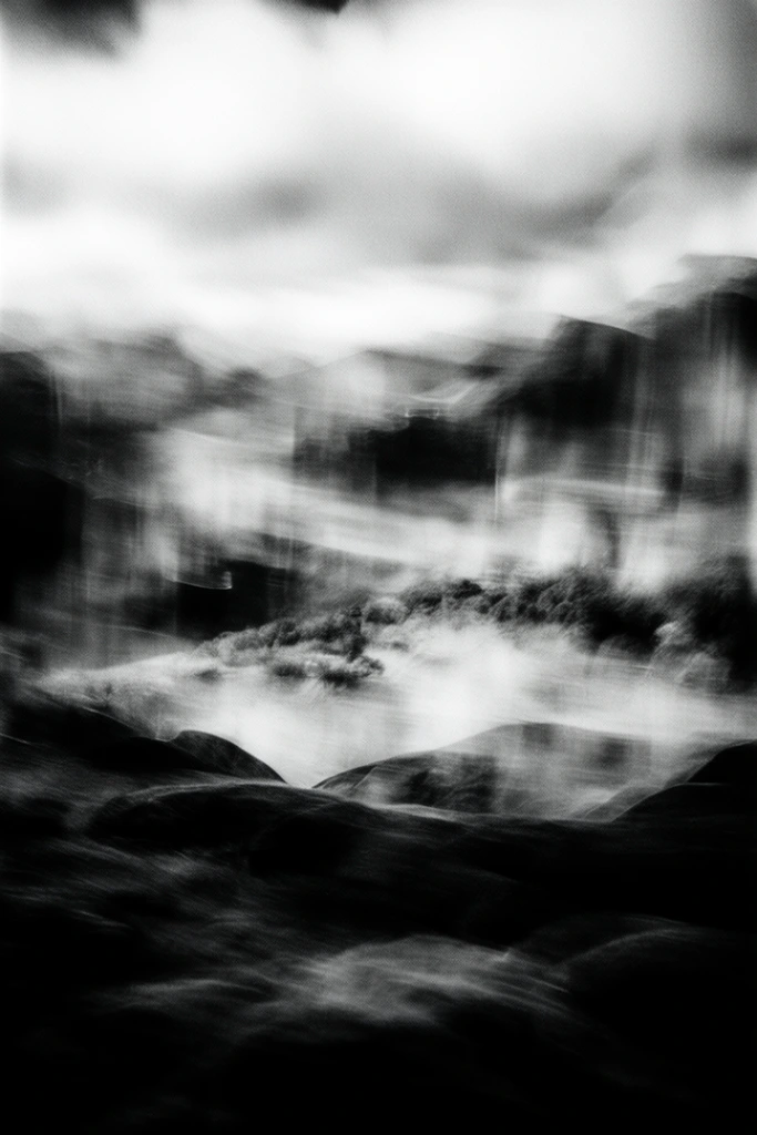 Spectral Kinetic Monochrome style AI image example 2