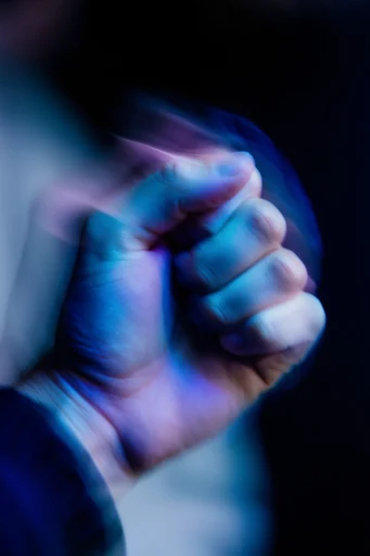 Kinetic Luminous Nocturne style reference image — motion blur