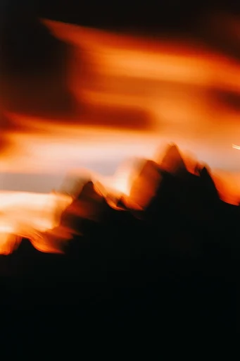 Fiery Kinetic Motion style reference image — long exposure