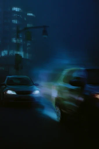 Kinetic Spectral Refraction style reference image — motion blur