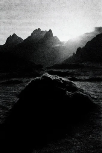 Atmospheric Monochromatic Noir style AI image example 2