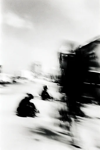 Spectral Kinetic Noir style reference image — motion blur photography