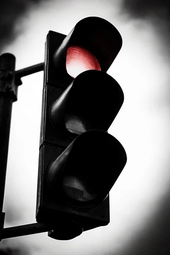 Cinematic Chiaroscuro Noir style reference image — chiaroscuro lighting