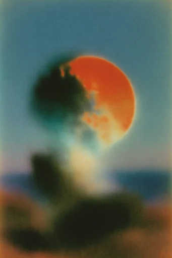 Ethereal Thermal Motion style reference image — thermal color palette
