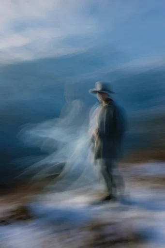 Ethereal Blue Motion style reference image — ethereal motion blur