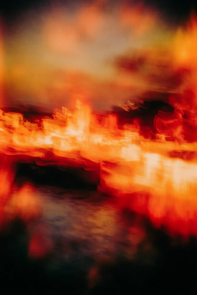 Luminous Thermal Dreamscape style AI image example 2