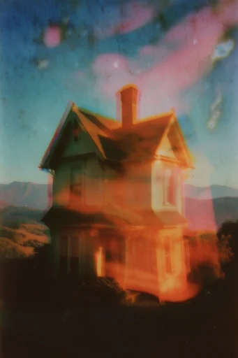 Ethereal Analog Decay style reference image — dreamy soft focus