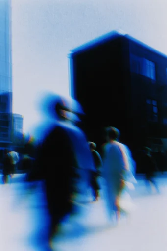 Spectral Chromatic Etherealism style reference image — chromatic aberration