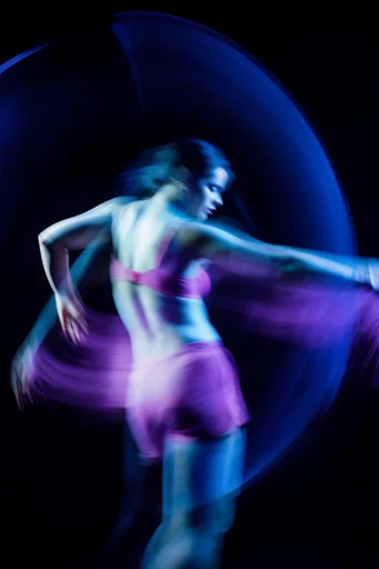 Kinetic Luminous Nocturne style reference image — high contrast