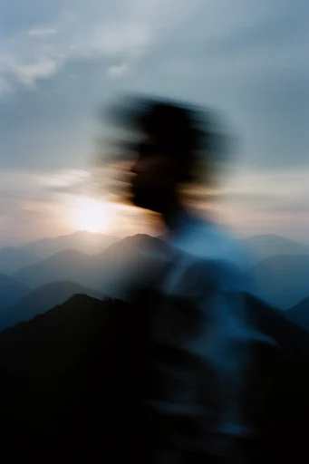Ethereal Kinetic Fragmentation style reference image — pixel sorting