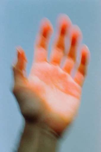 Ethereal Motion Dreamscape style reference image — analog film grain