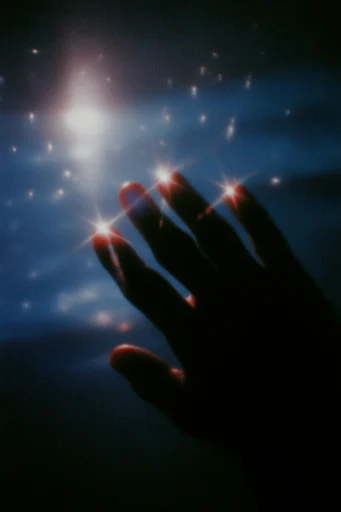 Ethereal Nocturnal Blur style reference image — twilight blue and amber palette