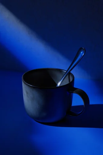 Cinematic Neo-Noir Chiaroscuro style reference image — cinematic chiaroscuro