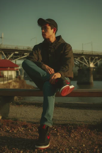 Cinematic Urban Nostalgia style reference image — golden hour lighting