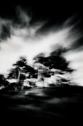 Kinetic Spectral Noir style AI image example 2