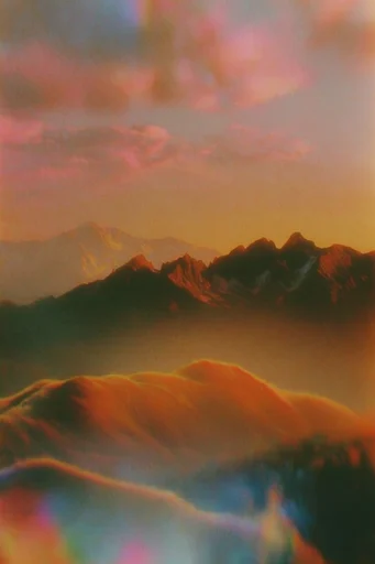 Ethereal Nostalgic Haze style reference image — analog film grain