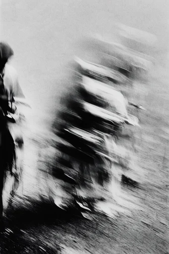 Spectral Kinetic Noir style reference image — motion blur