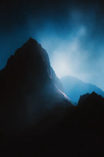 Cinematic Cyan Noir style reference image — cinematic chiaroscuro