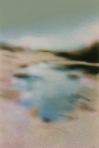 Ethereal Analog Nostalgia style AI image example 2