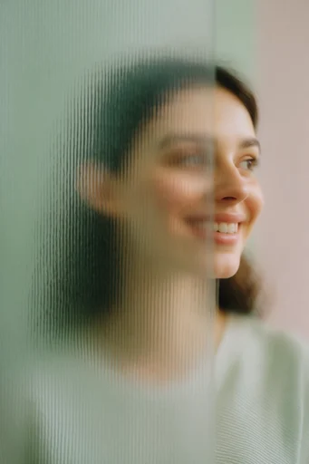 Tactile Refractive Obscurity style reference image — abstracted silhouette