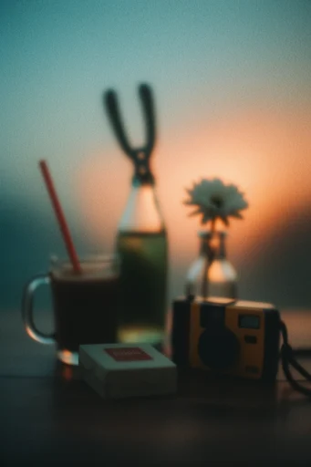 Dreamy Nocturnal Blur style reference image — soft focus blur
