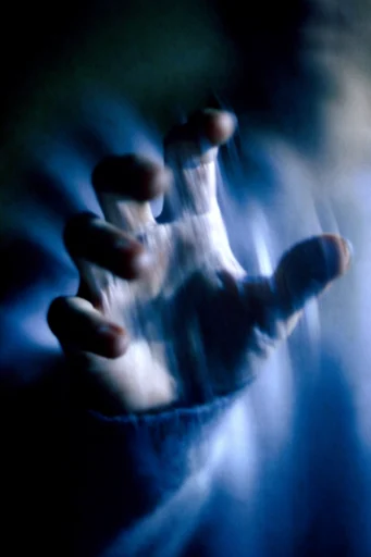 Ethereal Nocturnal Noir style reference image — motion blur