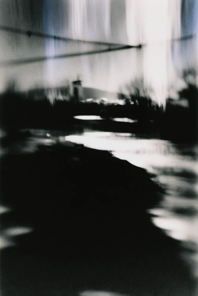 Kinetic Noir Realism style AI image example 2