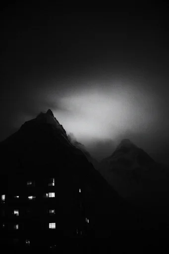 Ethereal Monochrome Noir style reference image — liminal atmosphere
