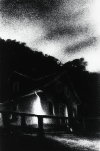 Gritty Liminal Noir style AI image example 4
