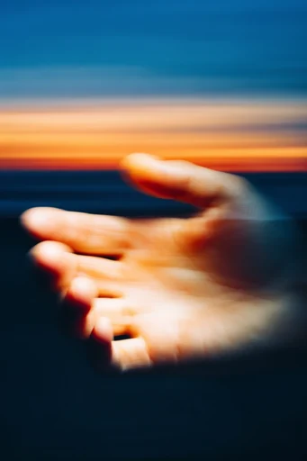 Kinetic Luminous Blur style reference image — high-speed kinetic energy