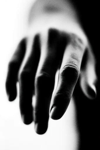 Cinematic Noir Chiaroscuro style reference image — heavy film grain
