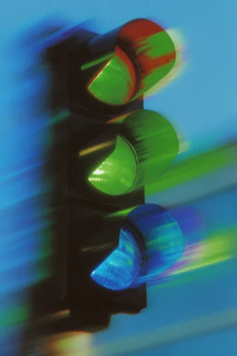 Spectral Kinetic Decay style reference image — thermal aura glow