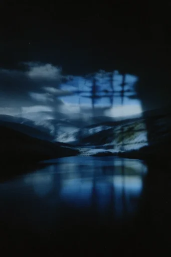 Cyanic Cyber Noir style AI image example 2