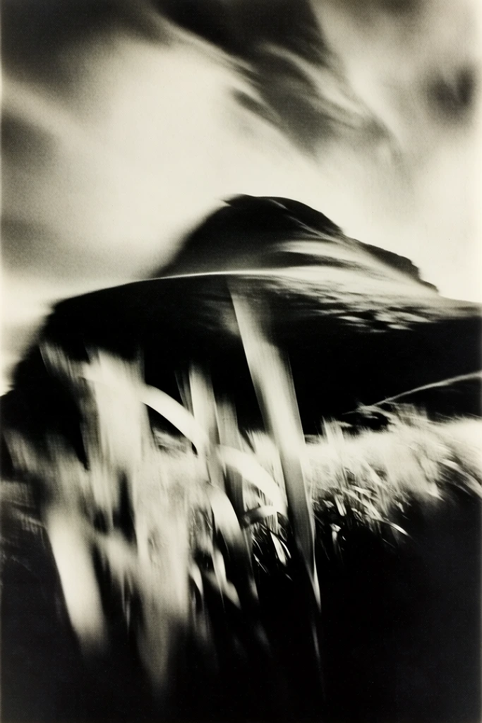 Kinetic Spectral Noir style AI image example 2