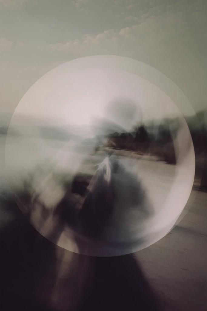 Ethereal Kinetic Motion style AI image example 2
