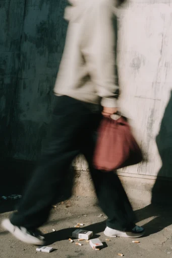 Kinetic Nostalgic Blur style reference image — intentional camera blur