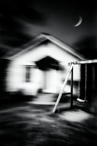 Kinetic Spectral Noir style AI image example 4
