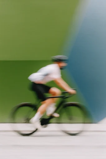 Kinetic Motion Velocity style reference image — panning motion blur